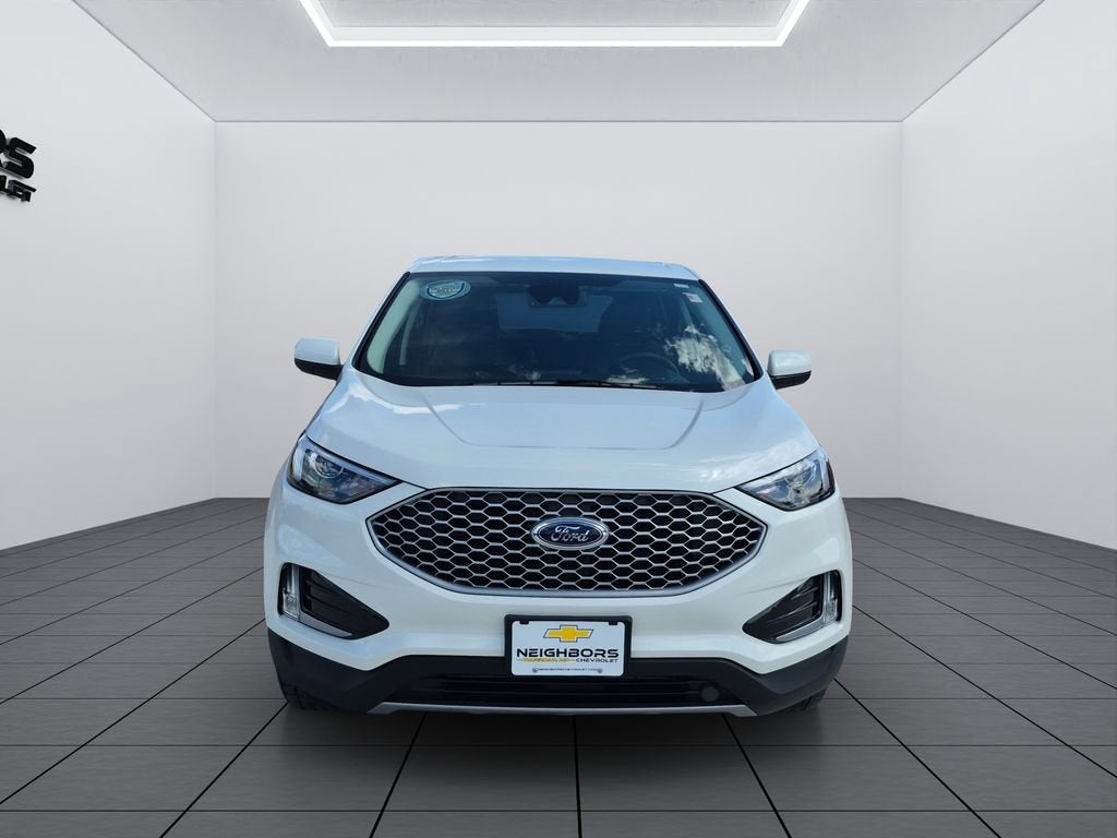 2024 Ford Edge SEL in Other — front three-quarter view